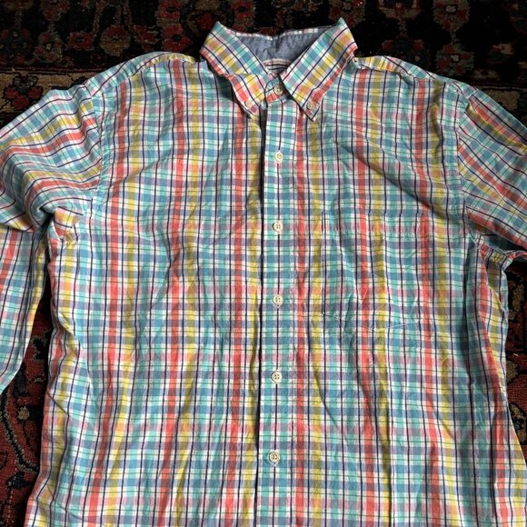 IZOD Men’s Multicolor Plaid Button-Down Shirt – Size M - Picture 2 of 6